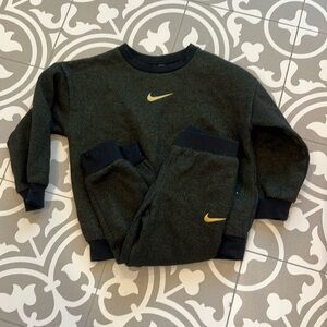 5T NIKE girls sweatsuit